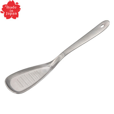 Spoon that can grate. Spoon-shaped for easy grating when you want a little bit made in Japan