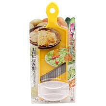 Load image into Gallery viewer, Nami nami. waffle slicer. Easily slice cuts that are difficult to make with a knife　made in Japan
