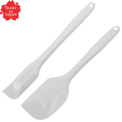 With silicone rubber spatula　made in Japan