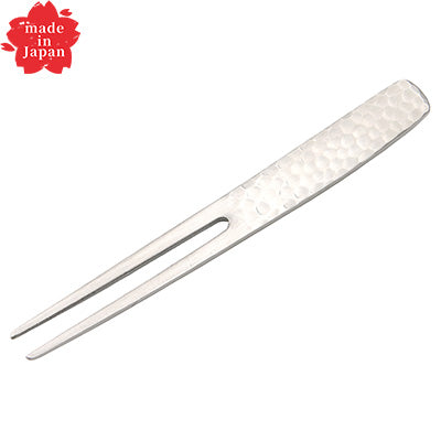 Stainless Steel Kanzashi Pick Fork – Hammered Finish – Silver – 9cm – Made in Japan
(Petit Cutlery Series)