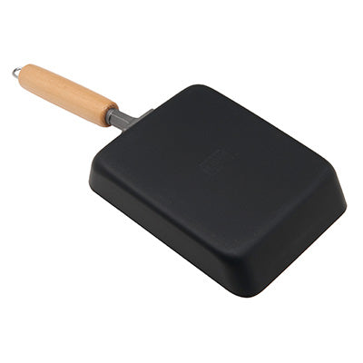 Iron  Tamagoyaki　Medium （Japanese omelet）TAKUMI JAPAN　MAGMA PLATE　made in Japan